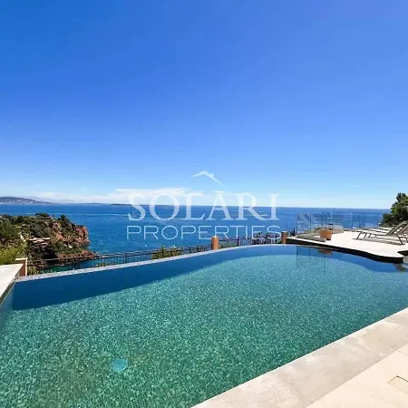 Modern Close To Beaches And Village Théoule-sur-Mer