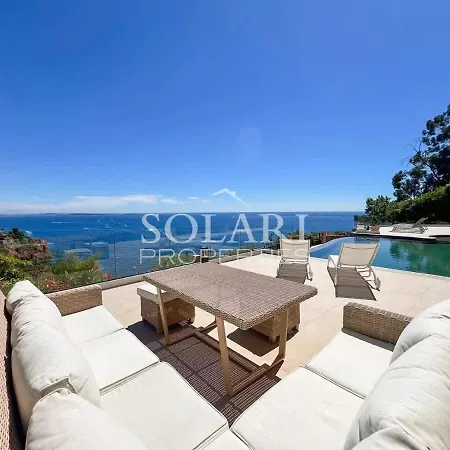 Modern Close To Beaches And Village Willa