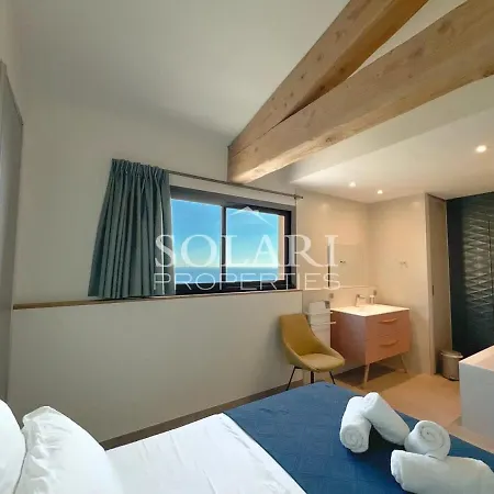Modern Close To Beaches And Village Willa *